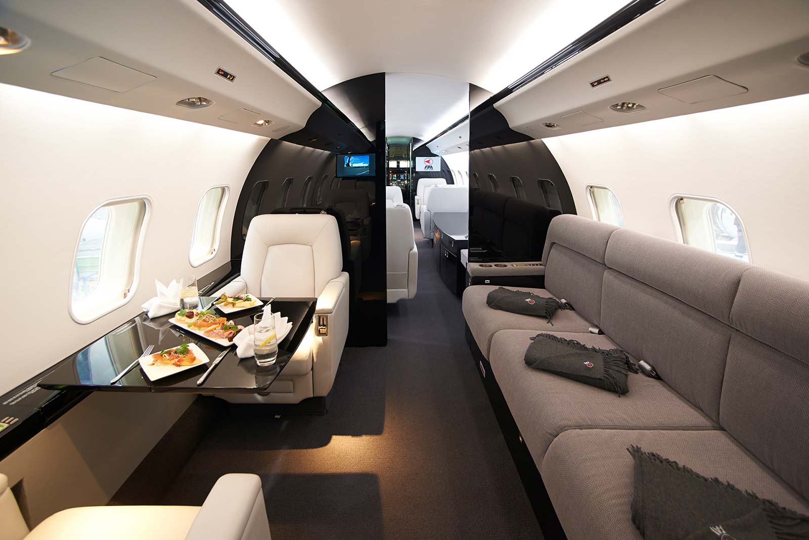 Global Express D-AXTM - FAI AG